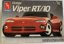✅AMT #6808 1:25 Dodge Viper